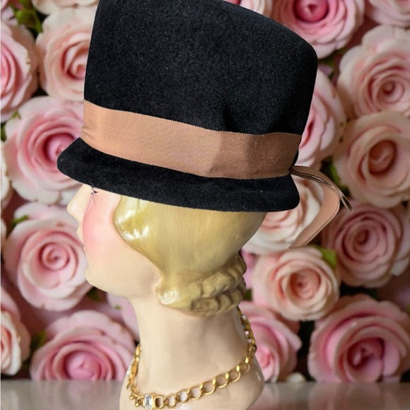 Elegant Black and Brown Women\'s Hat Vintage 50’s velour main image 5
